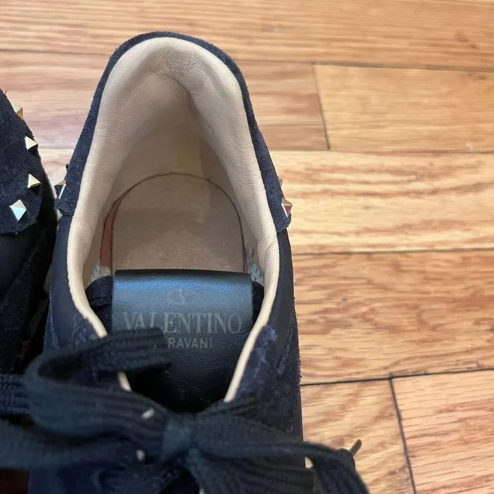Valentino Garavani Black Rockstud Runner Running Shoes Sneakers Size 37